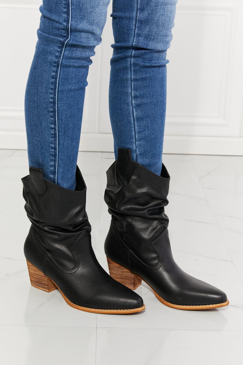MMShoes Better in Texas Scrunch Cowboy Boots in Black - Glamorous Boutique USA L.L.C.