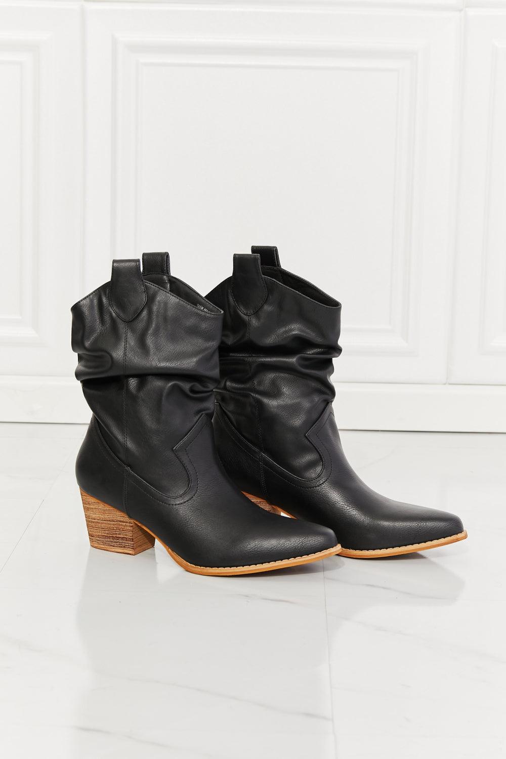 MMShoes Better in Texas Scrunch Cowboy Boots in Black - Glamorous Boutique USA L.L.C.