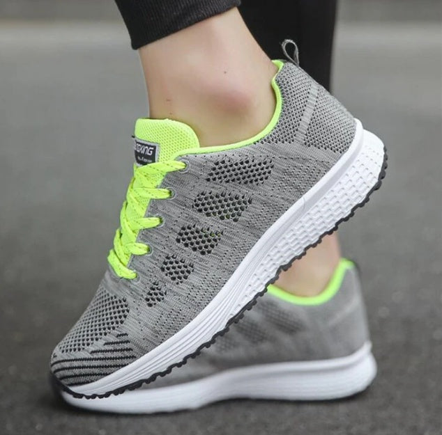 Womens Flexible Sports Sneakers