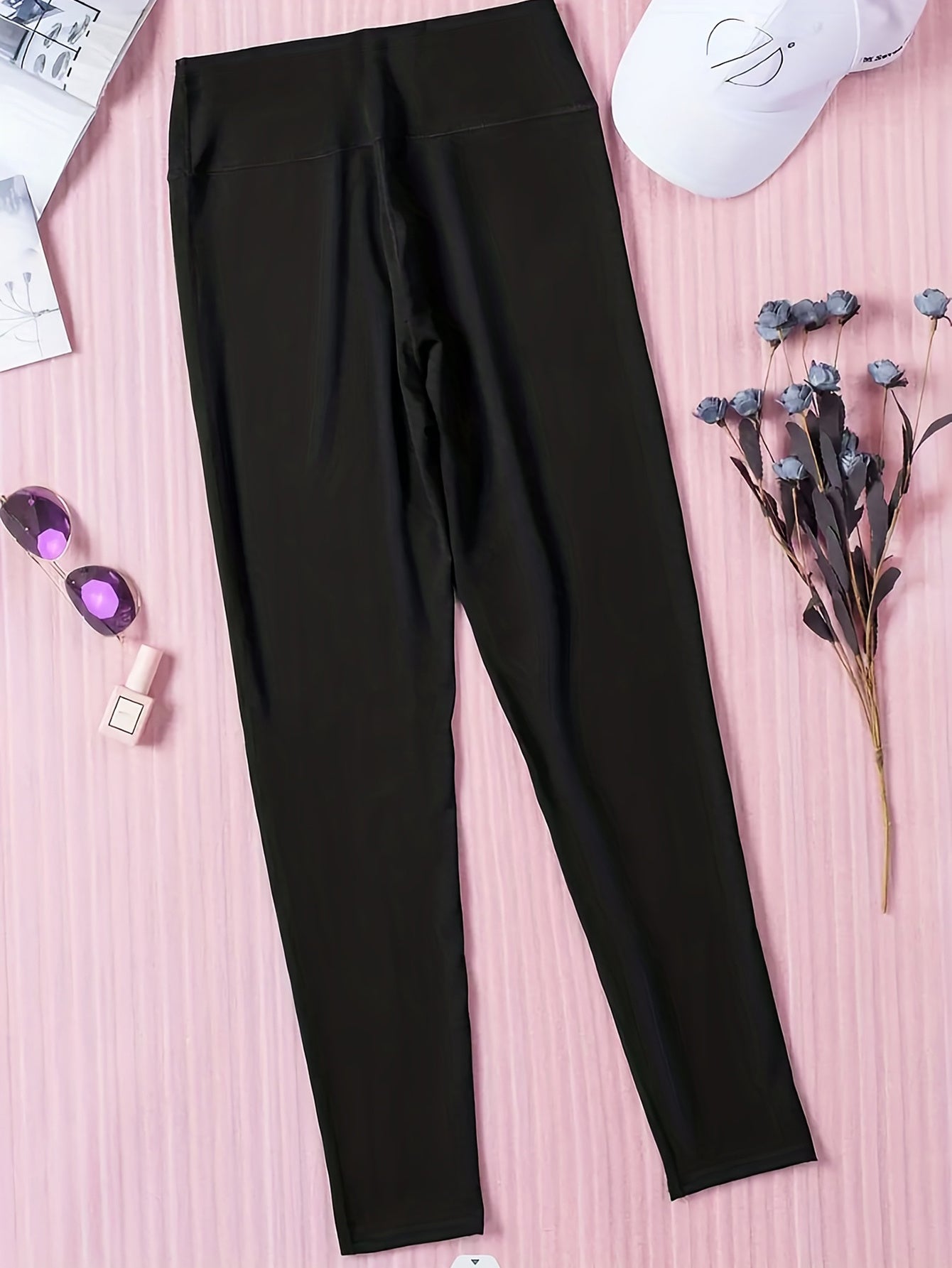 Curvy Distressed Solid Leisure/Fitness Pants