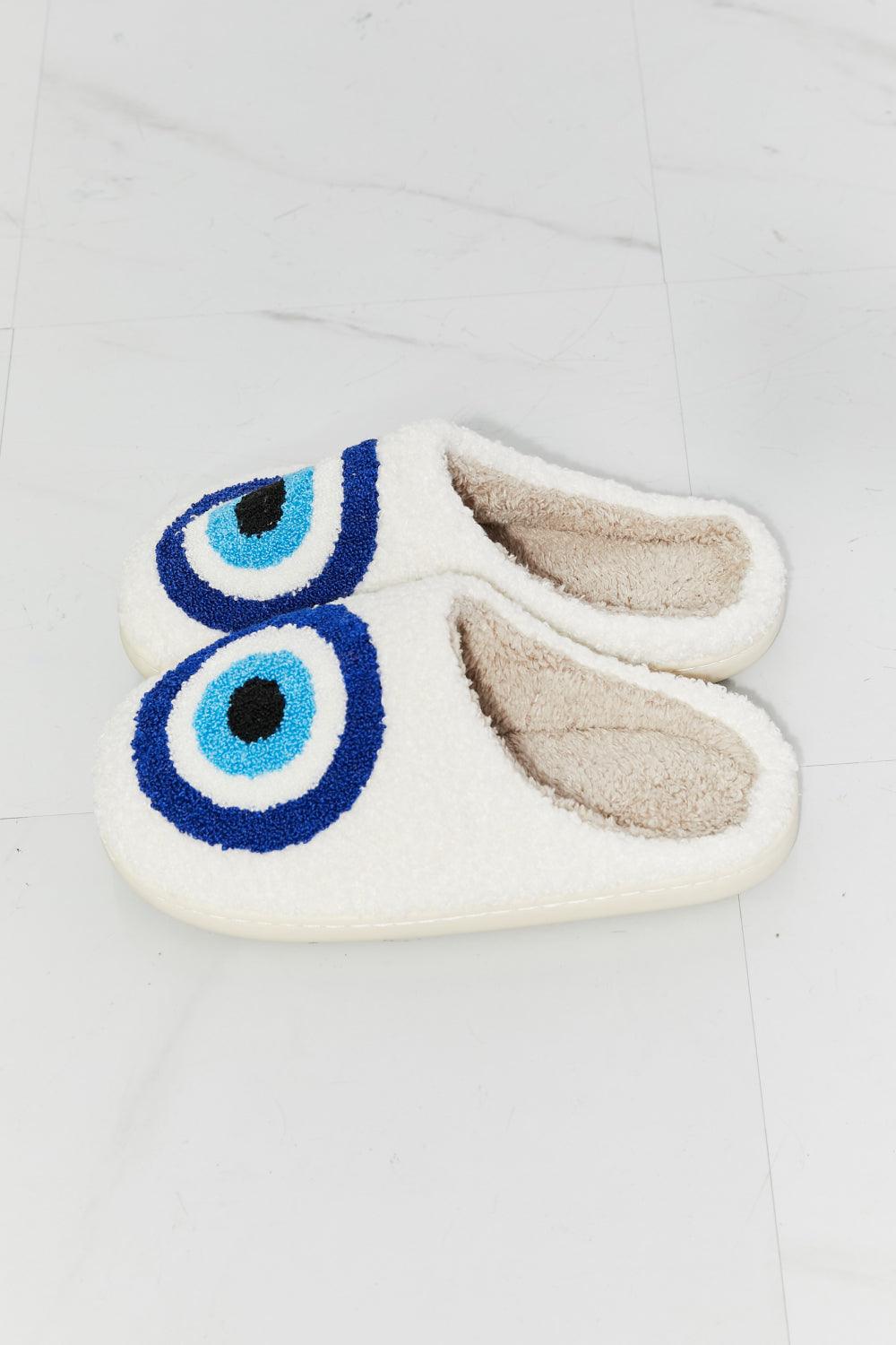 MMShoes Eye Plush Slipper - Glamorous Boutique USA L.L.C.