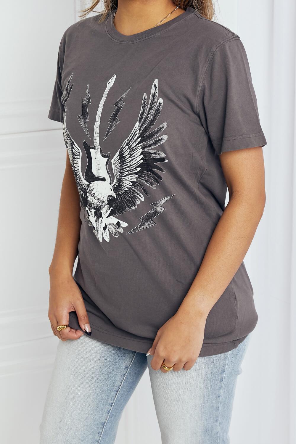 mineB Full Size Eagle Graphic Tee Shirt - Glamorous Boutique USA L.L.C.