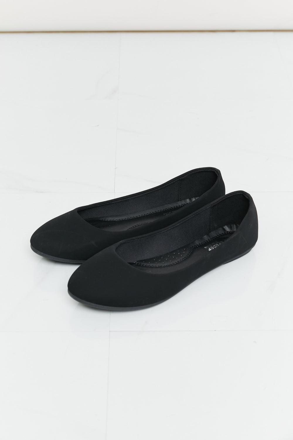 Forever Link Meet You There Flats in Black - Glamorous Boutique USA L.L.C.