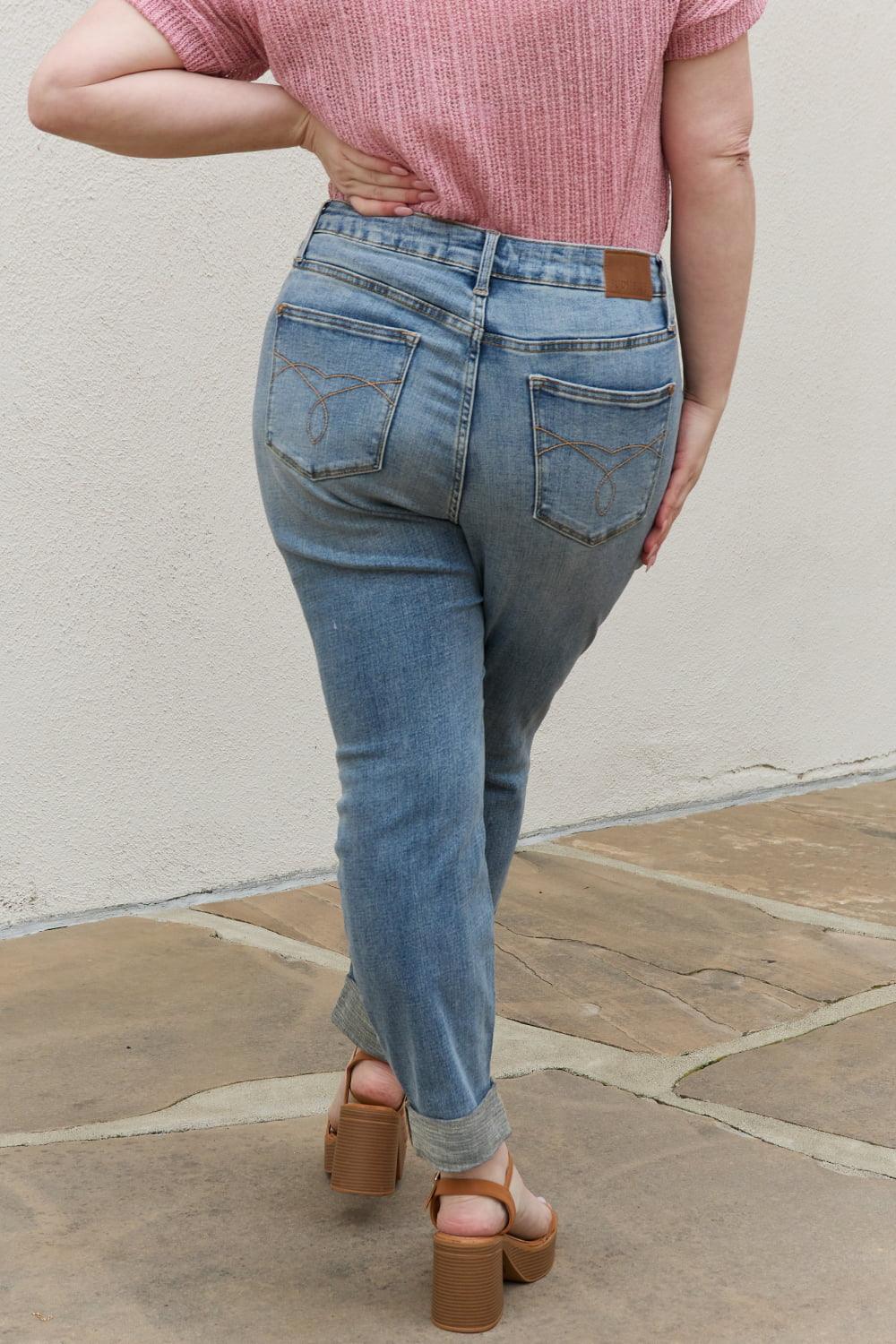 Judy Blue Macy Full Size Mid Rise Boyfriend Jeans - Glamorous Boutique USA L.L.C.