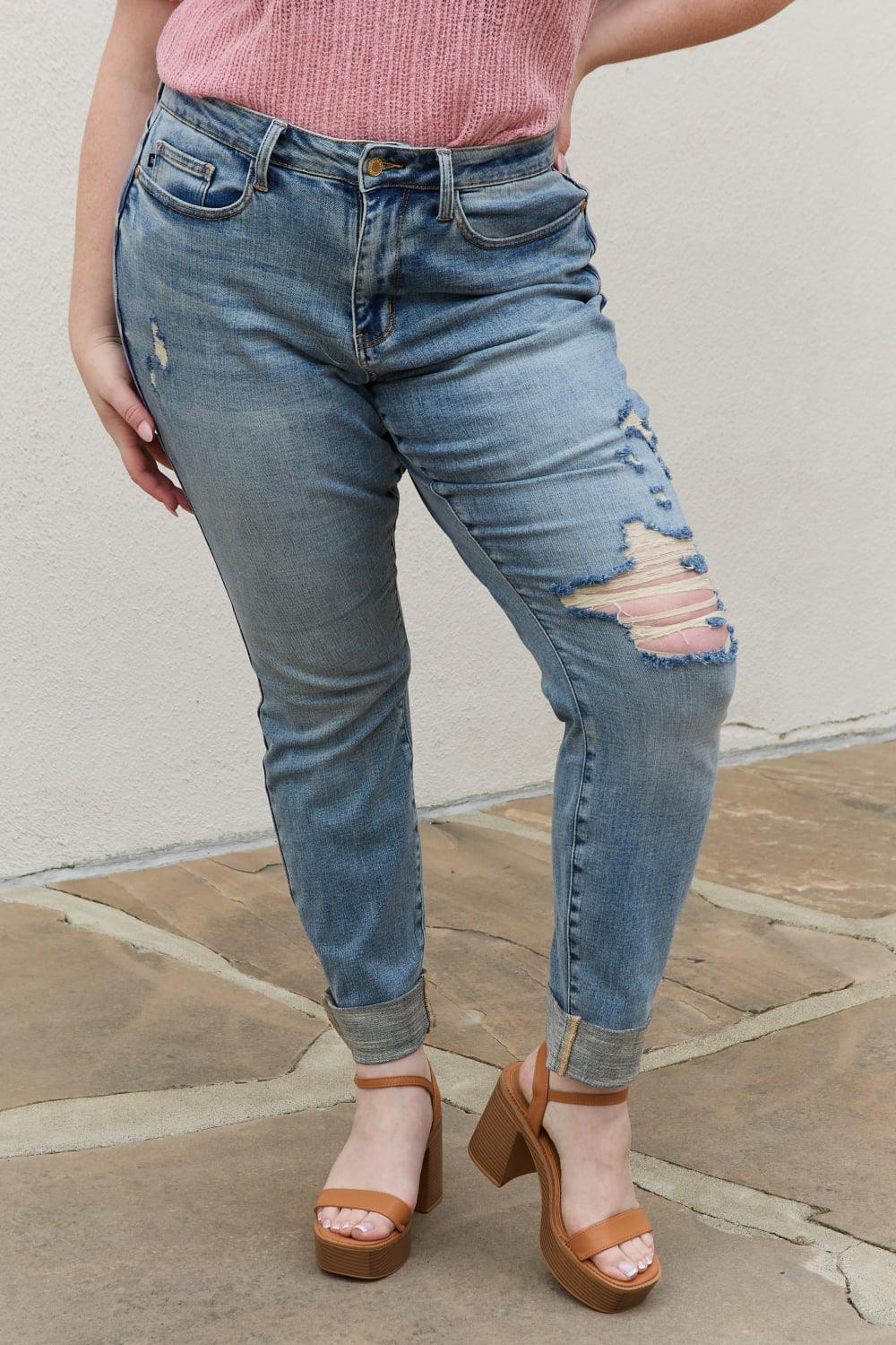 Judy Blue Macy Full Size Mid Rise Boyfriend Jeans - Glamorous Boutique USA L.L.C.